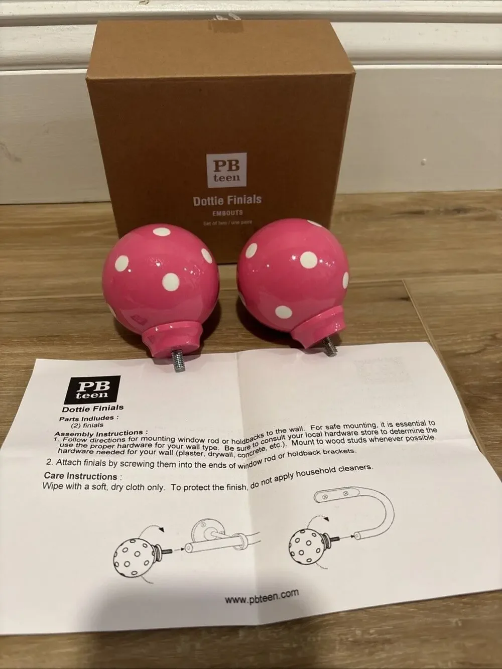 Pottery Barn Teen Dottie Finials Pink White Polka Dot Set Of 2 New In Open Box